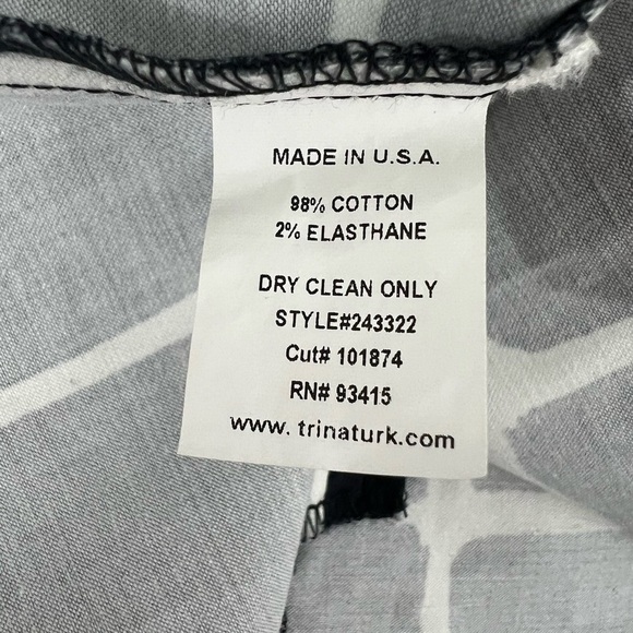 Trina Turk Navy Blue & White Mini Skirt - Size 2 - Picture 6 of 6